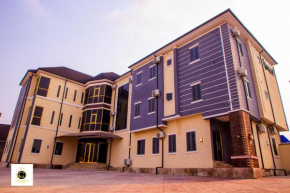 Greenview Hotel and Apartment